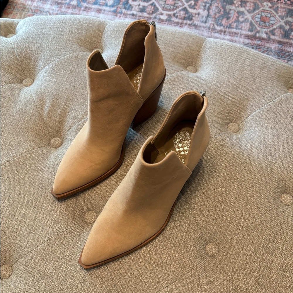 Vince Camuto Women’s Suede Stacked Heel Booties